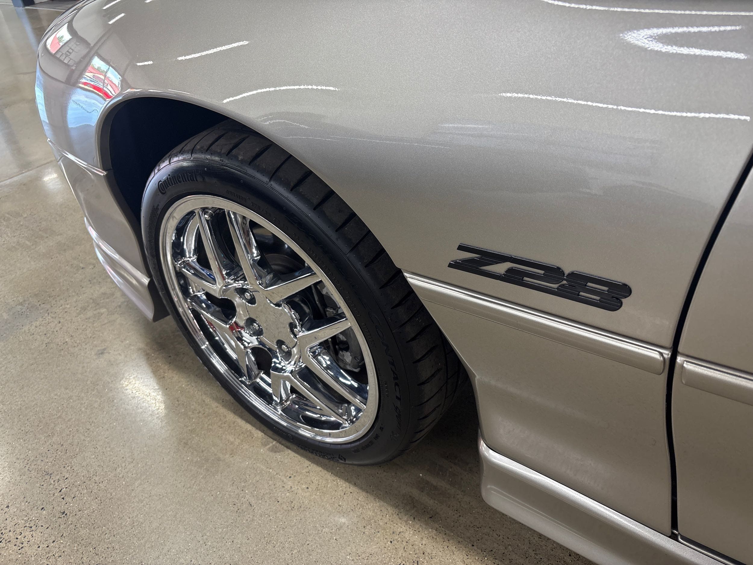 2002 Chevrolet Camaro Sport Coupe photo 24