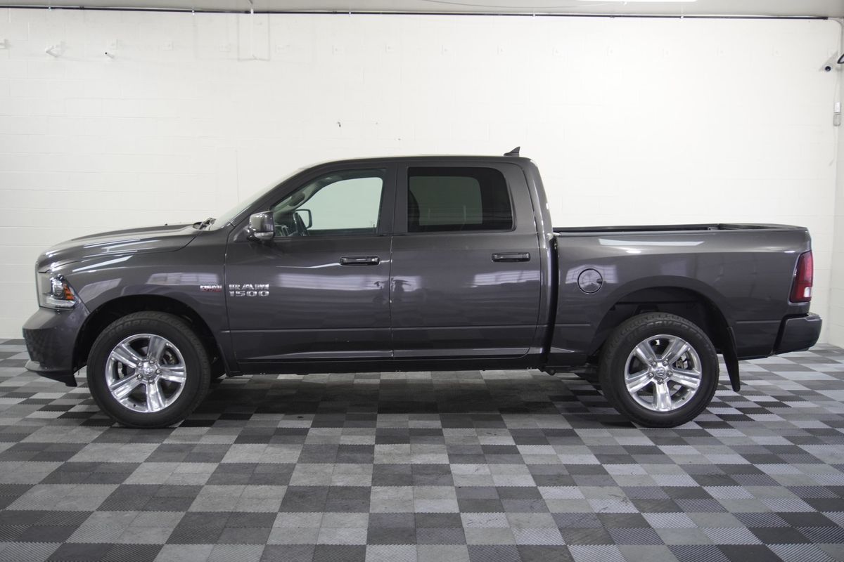 2018 Ram 1500 Sport Crew Cab 4x4 5'7" Box