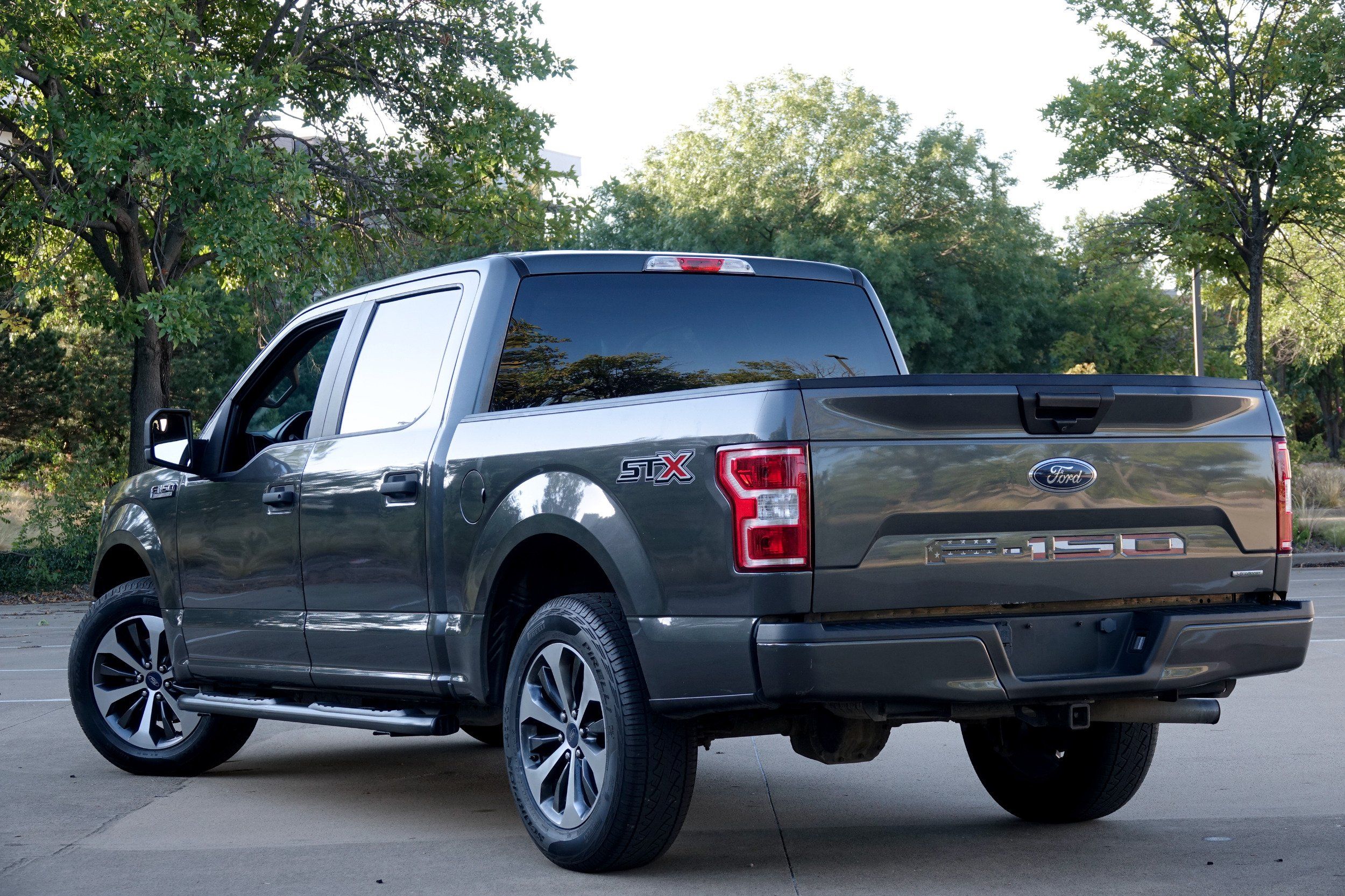 2019 Ford F-150 XL photo 2
