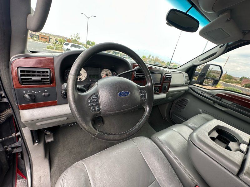 2005 Ford F-250 Super Duty Lariat - Photo 11