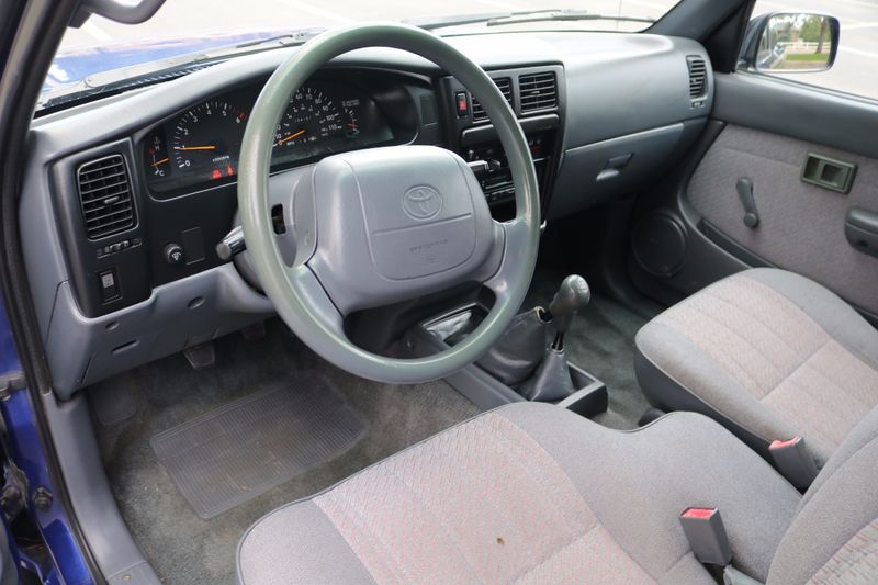 1997 Toyota Tacoma Photos