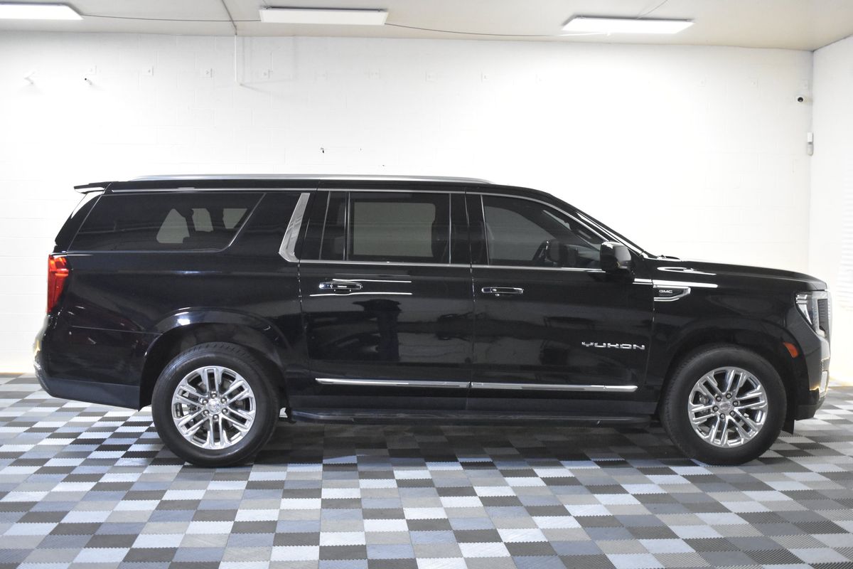 2021 GMC Yukon XL 4WD SLT