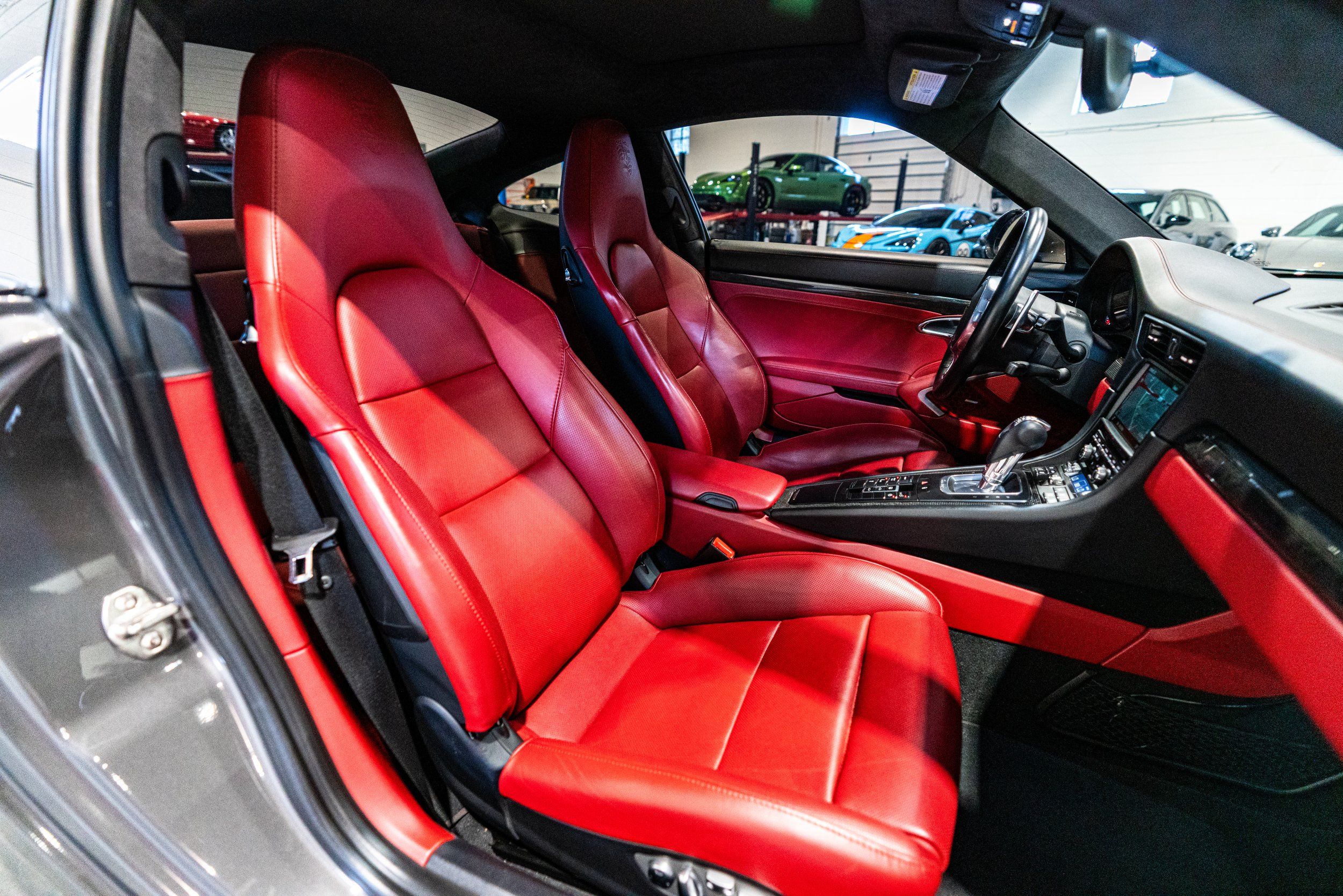 2015 Porsche 911 Turbo S - Photo 37