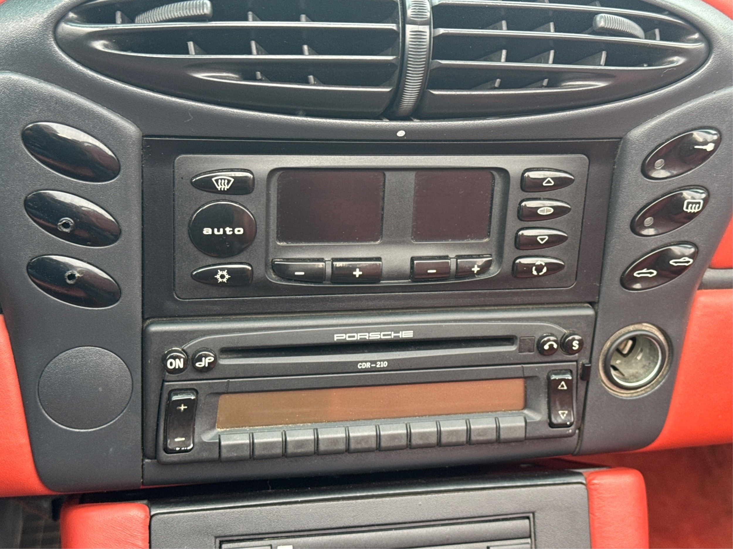 1998 Porsche Boxster Base photo 11