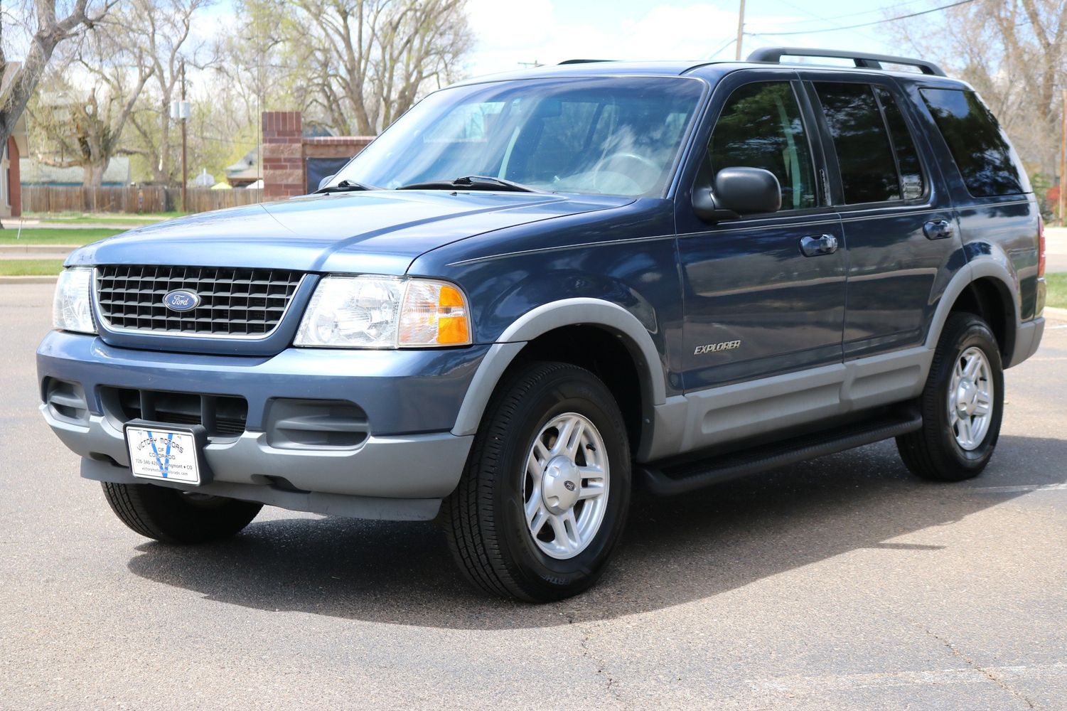 2002 Ford Explorer XLT | Victory Motors of Colorado 2002 Ford Explorer 4.0 Towing Capacity