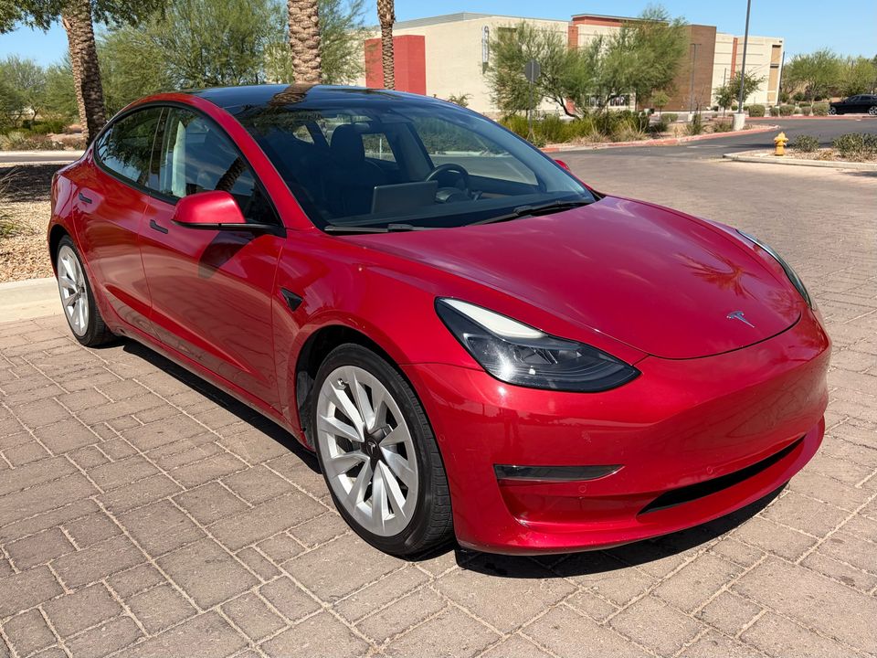 2022 Tesla Model 3 Rear-Wheel Drive