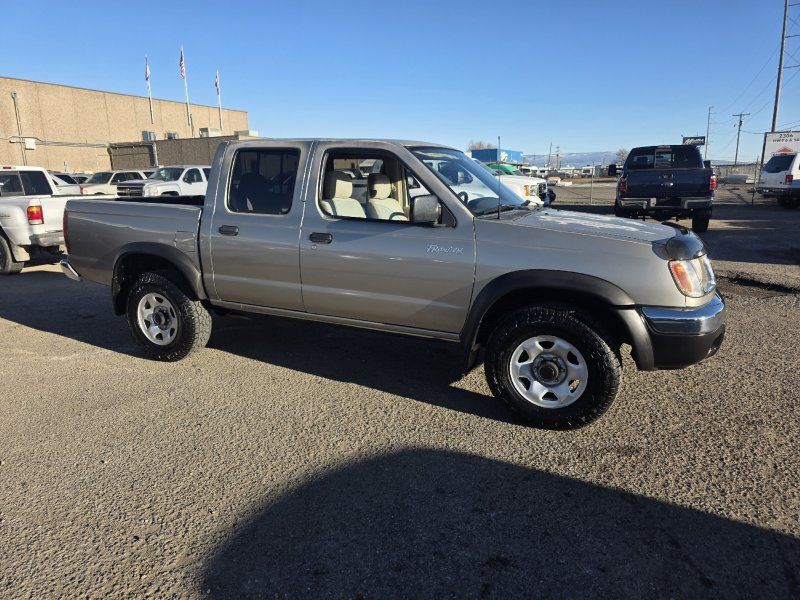 2000 Nissan Frontier XE