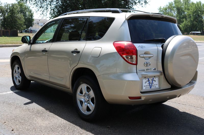 2006 Toyota RAV4 Photos