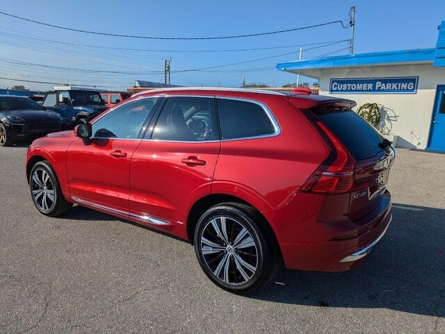 2023 Volvo XC60 Plus photo 4