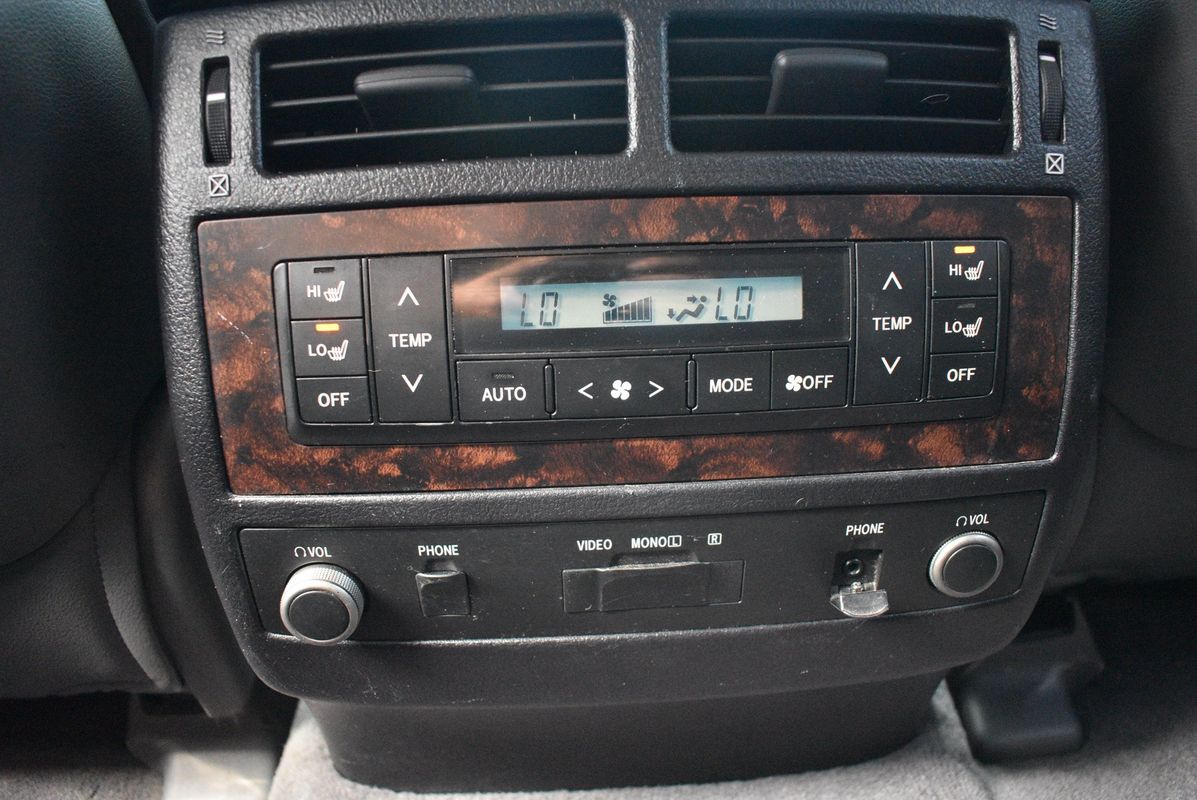 2009 Toyota Land Cruiser Base