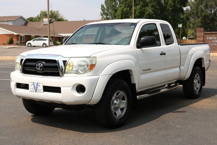 2005 Toyota Tacoma PreRunner | Victory Motors of Colorado