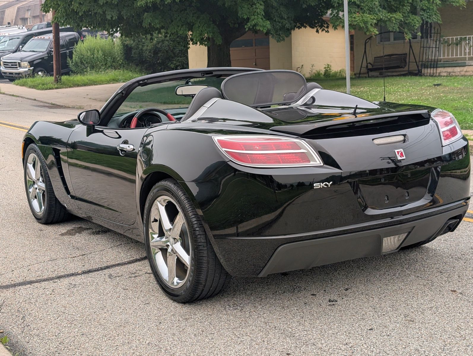 2007 Saturn Sky 8