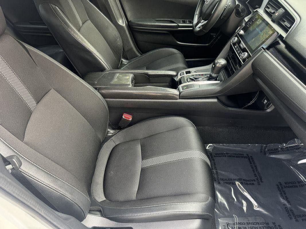2020 Honda Civic Sport photo 17
