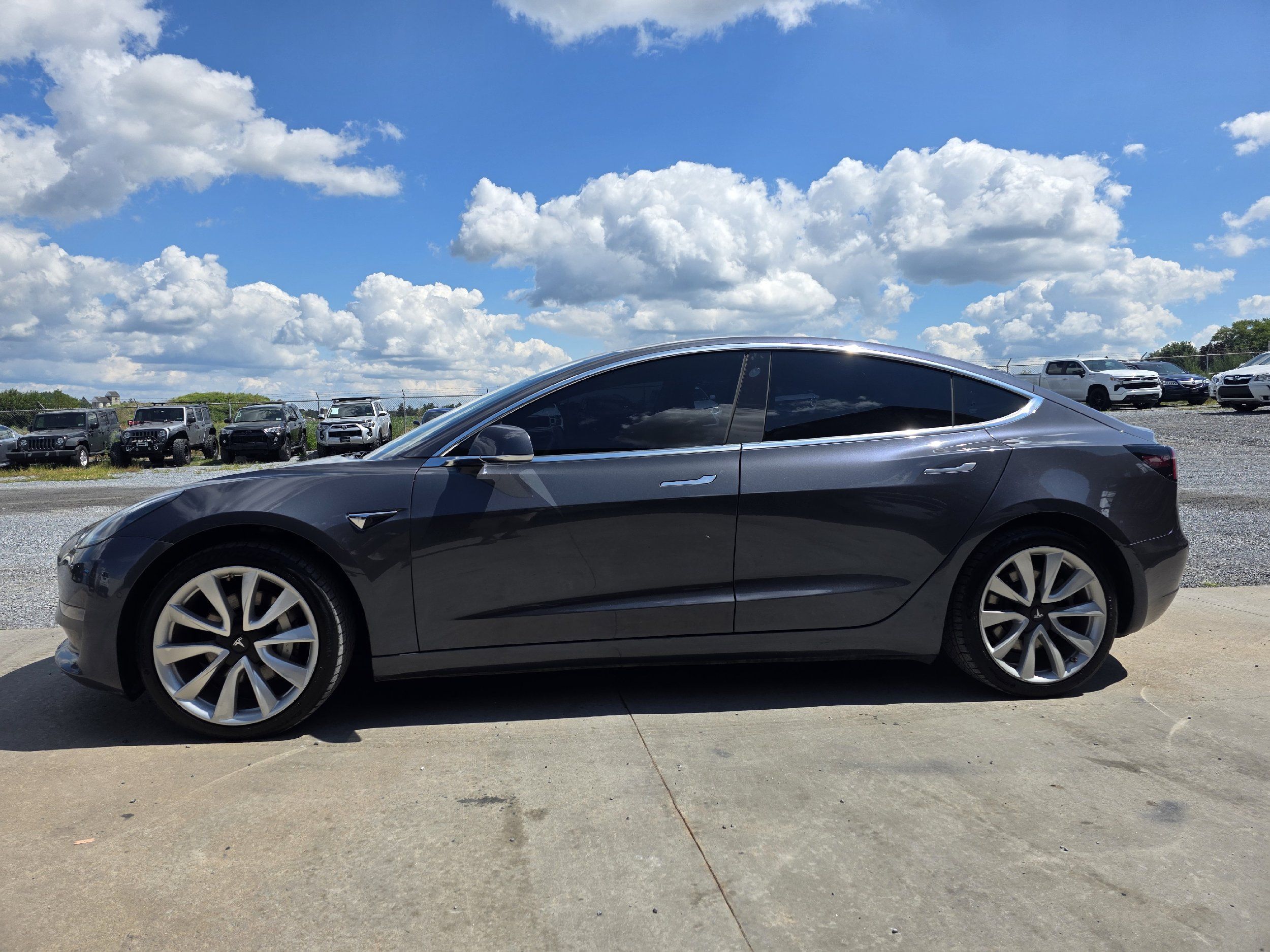 2019 Tesla Model 3 Long Range photo 4