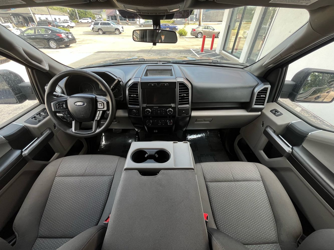 2019 Ford F-150 XLT photo 11
