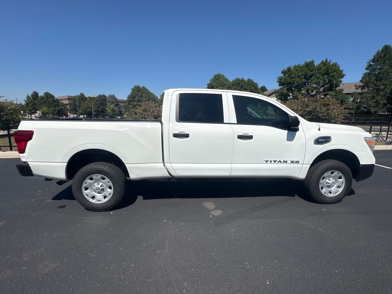 2017 Nissan Titan S photo 8