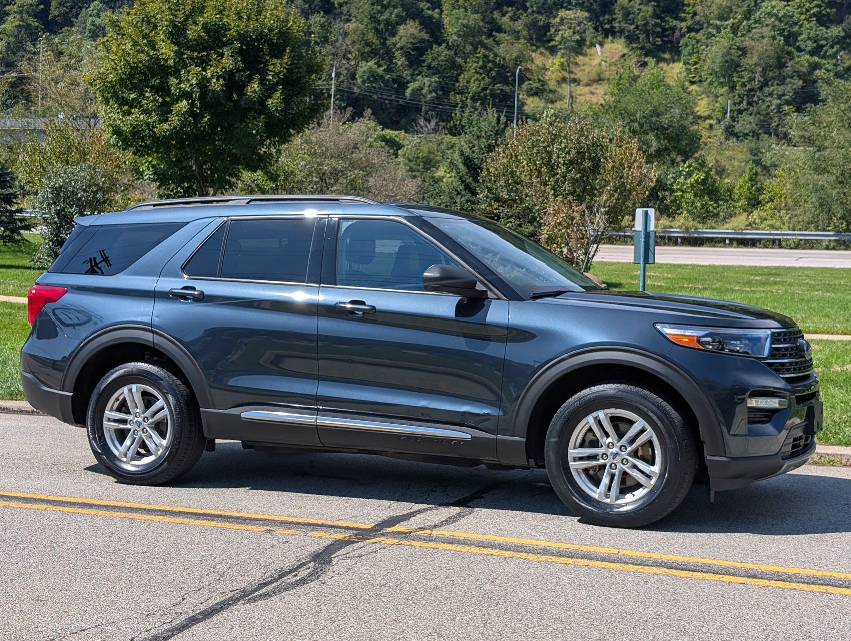 2023 Ford Explorer 5