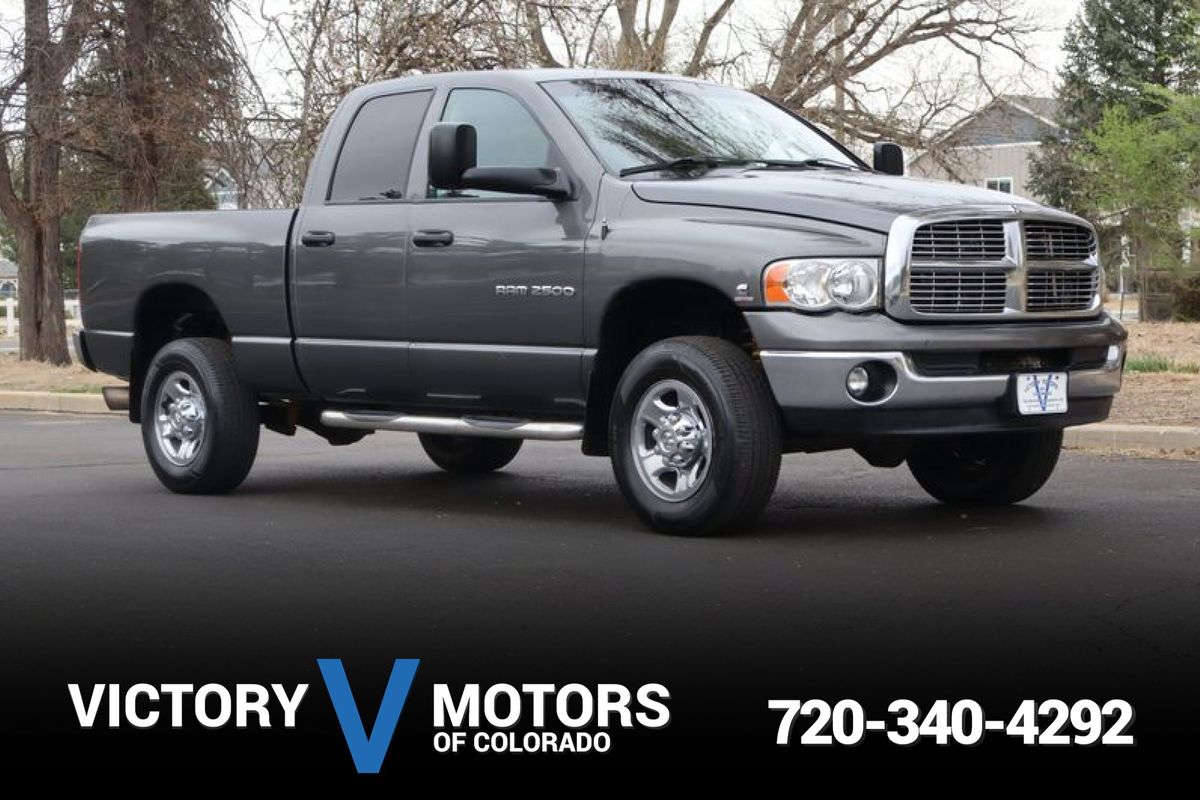 Gray 2004 Dodge RAM 2500 SLT Quad Cab 4WD Pickup Truck Four-Wheel Drive 4-Speed Automatic