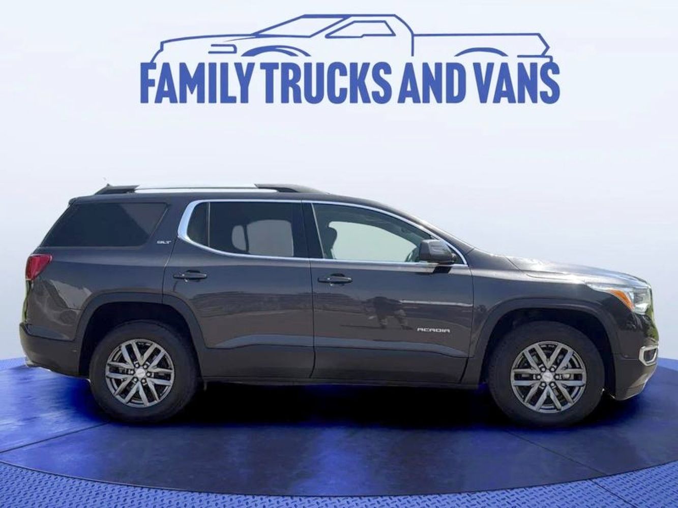 2017 Gmc Acadia SLT photo 3