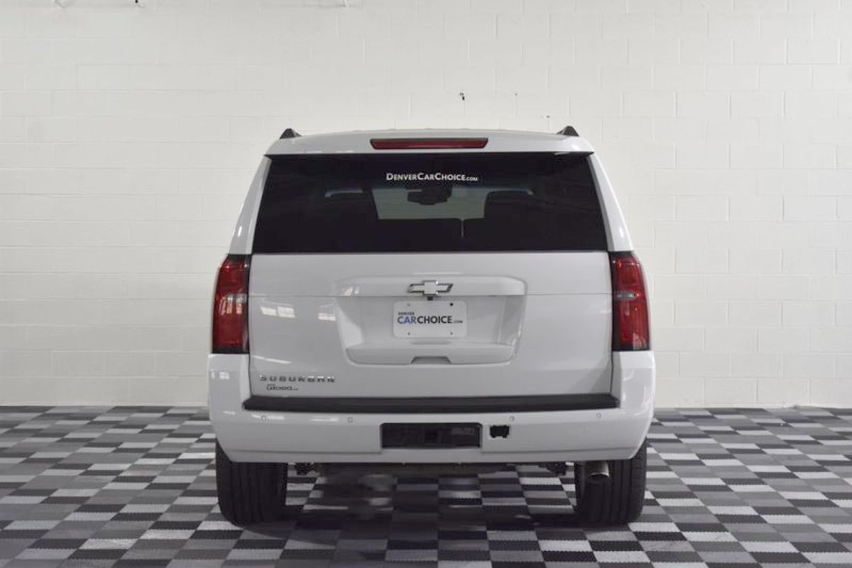 2017 Chevrolet Suburban LT