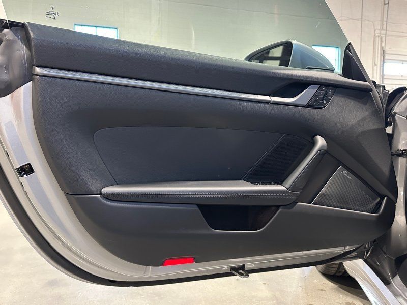 2025 Porsche 911 Carrera, photo 9
