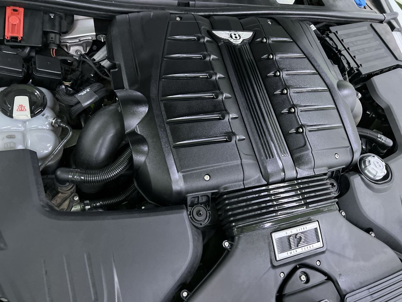 2018 Bentley Bentayga Base - Photo 30