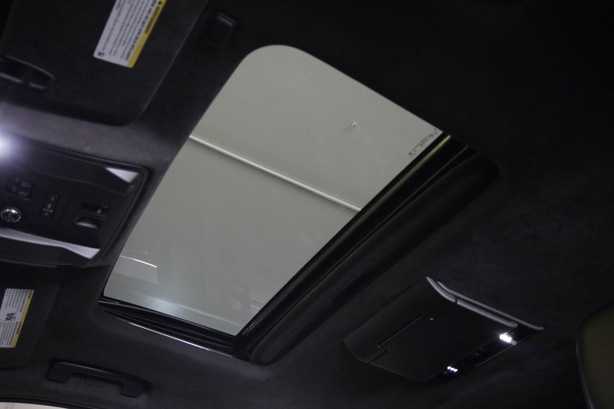 2016 Cadillac Escalade ESV Platinum