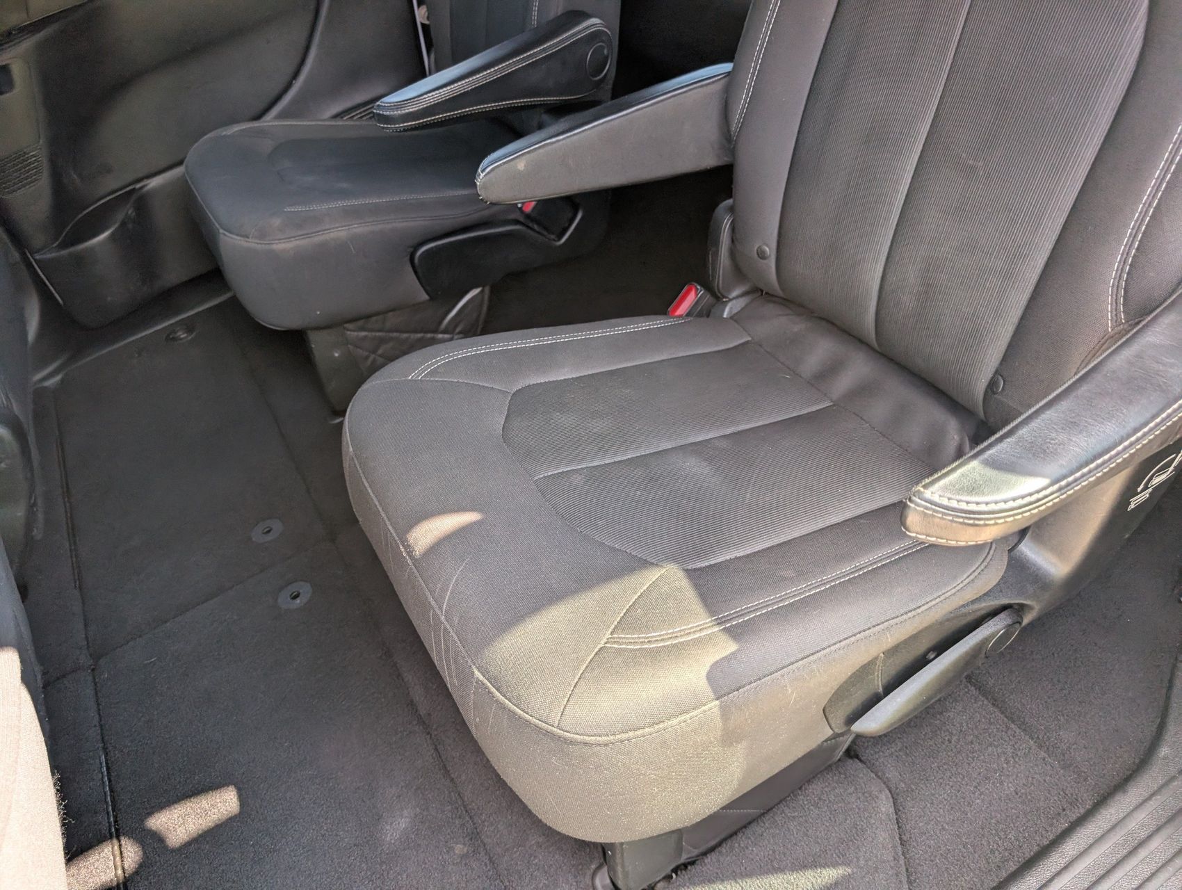 2018 Chrysler Pacifica 51