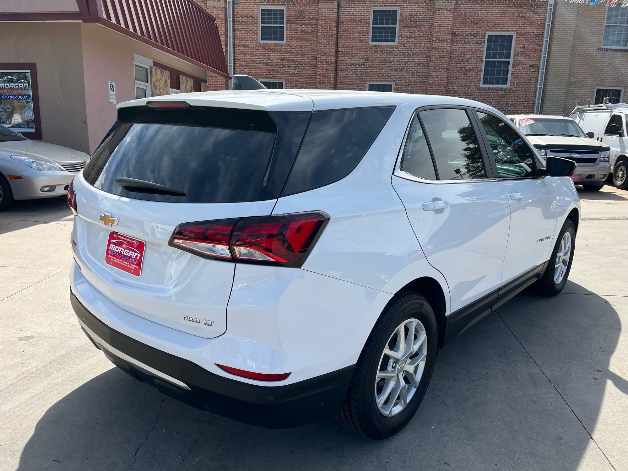 2023 Chevrolet Equinox LT photo 3