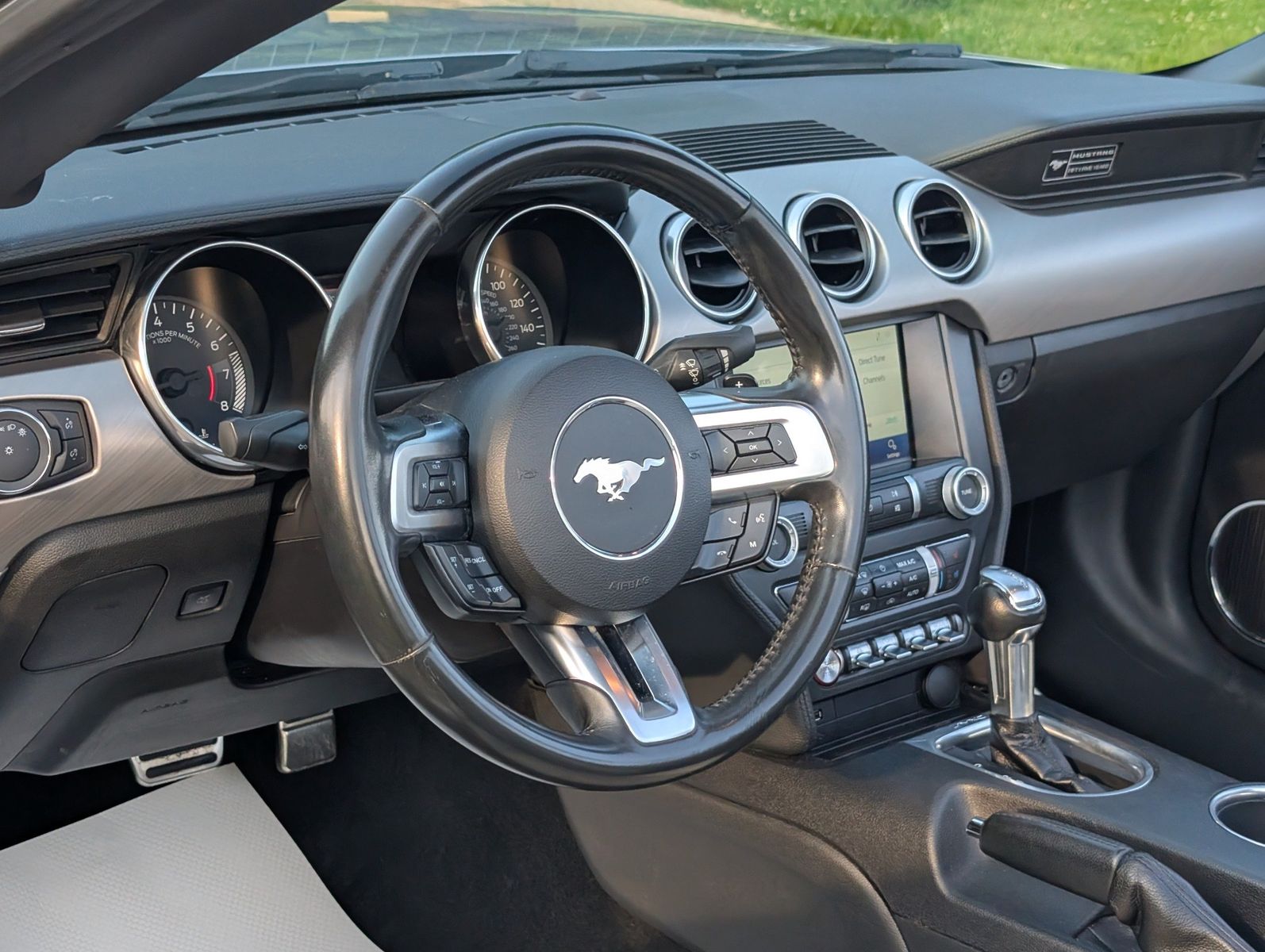 2020 Ford Mustang 47