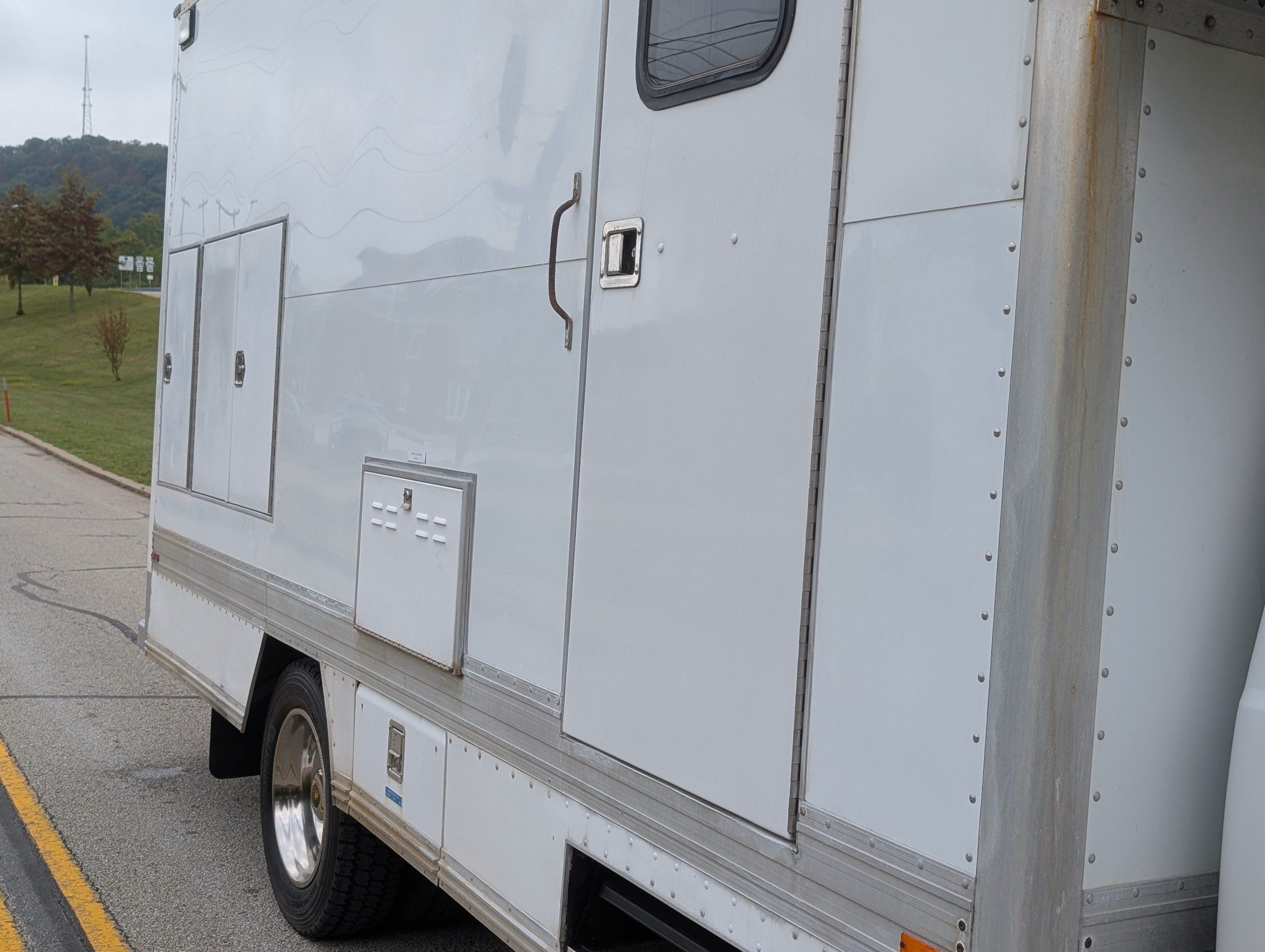 2000 Ford F-550 photo 22