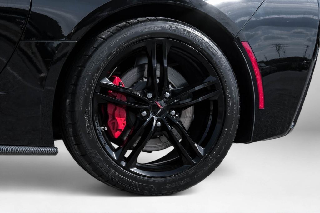 2017 Chevrolet Corvette Stingray 1LT photo 49