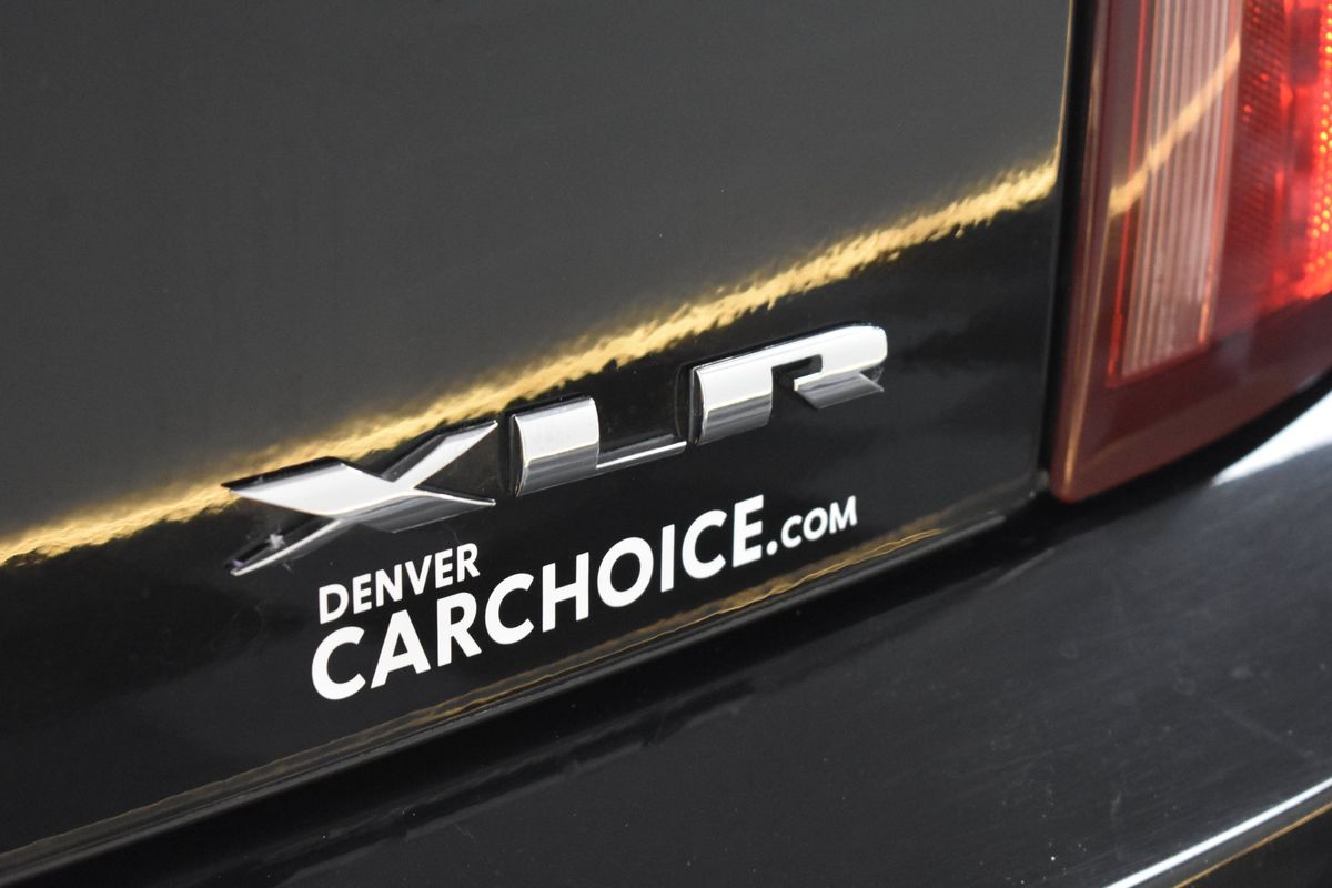 2005 Cadillac XLR Standard