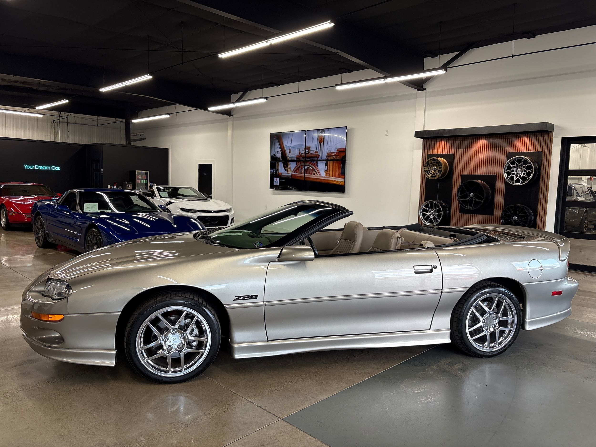 2002 Chevrolet Camaro Sport Coupe photo 4