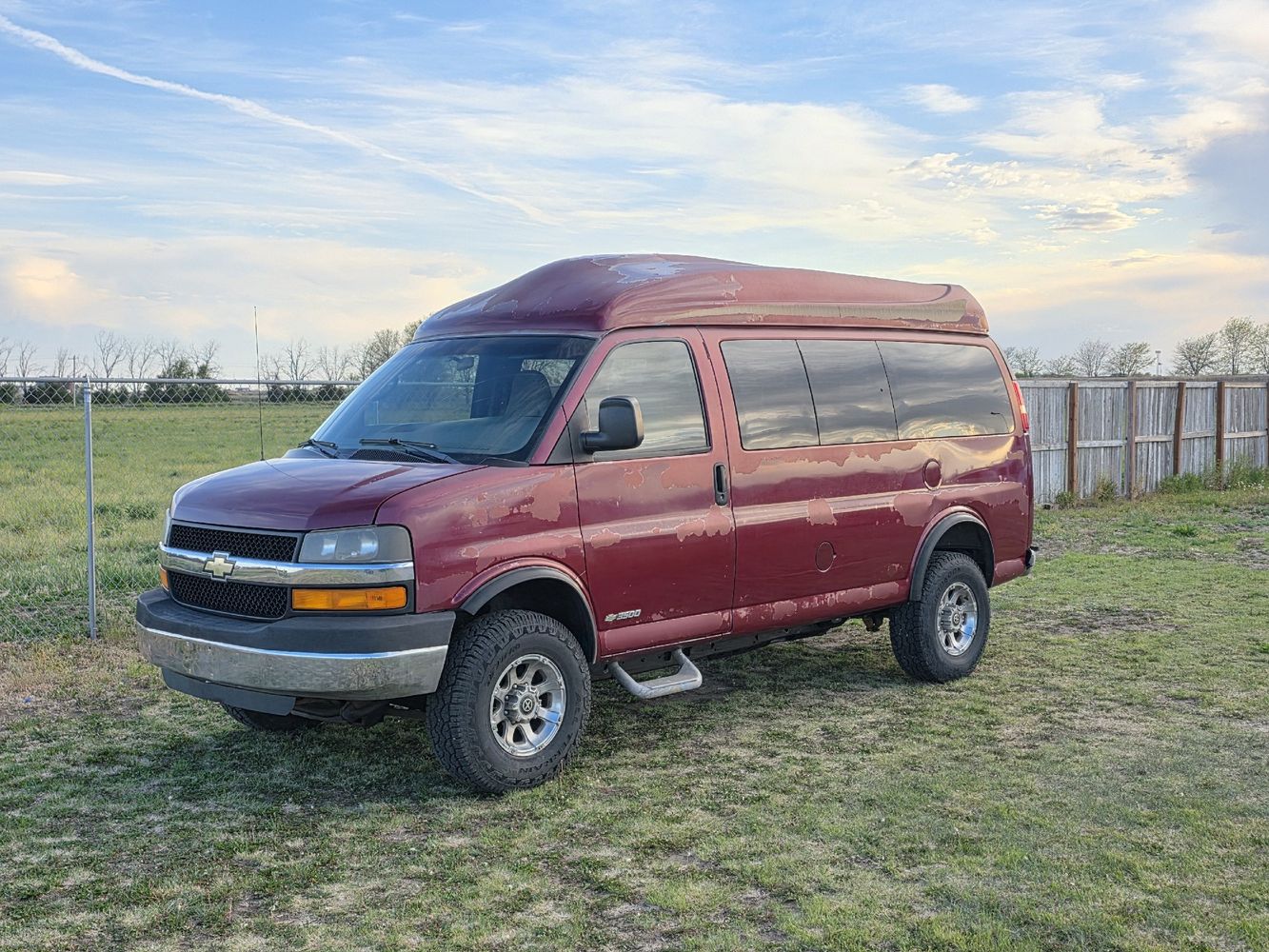 2006 Chevrolet Express 3500's photo