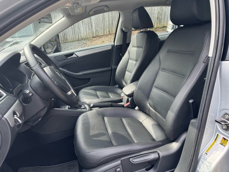 2013 Volkswagen Jetta SE photo 13