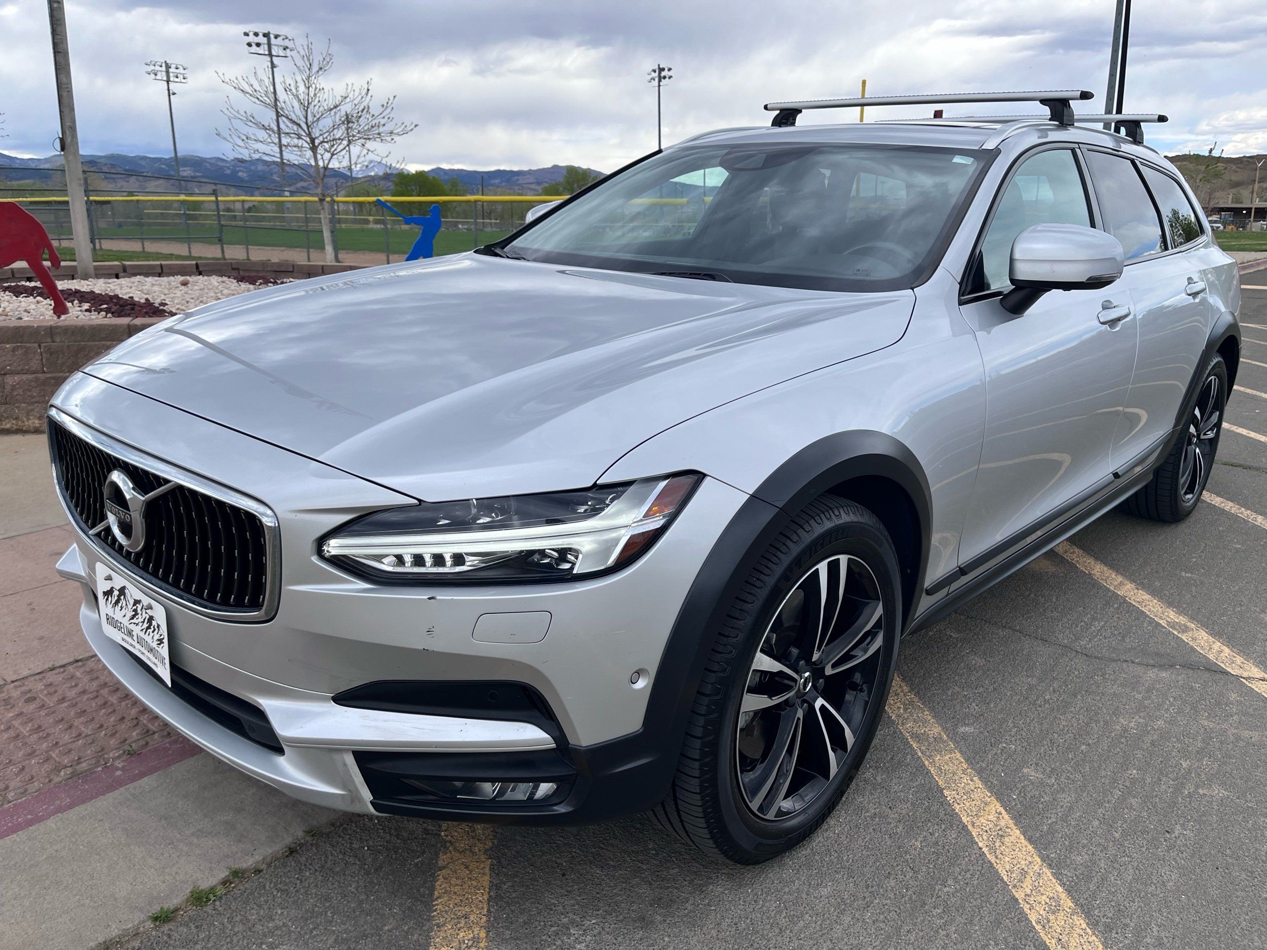 2018 Volvo V90 Cross Country Base
