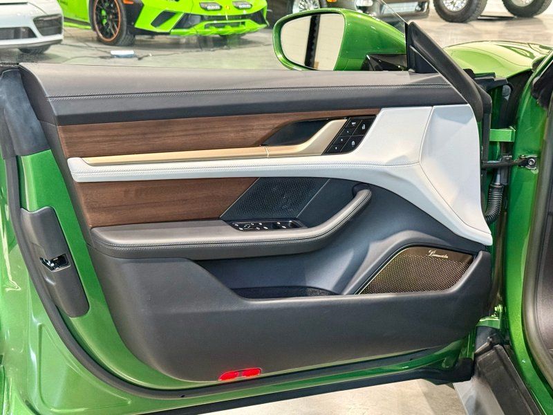 2022 Porsche Taycan Turbo S, photo 9