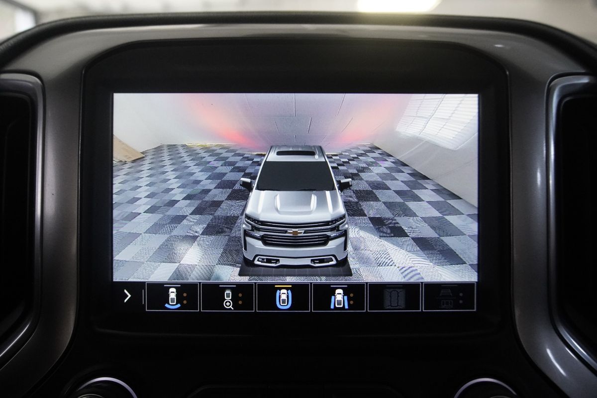 2022 Chevrolet Silverado 1500 LTD 4WD Crew Cab Short Bed LTZ