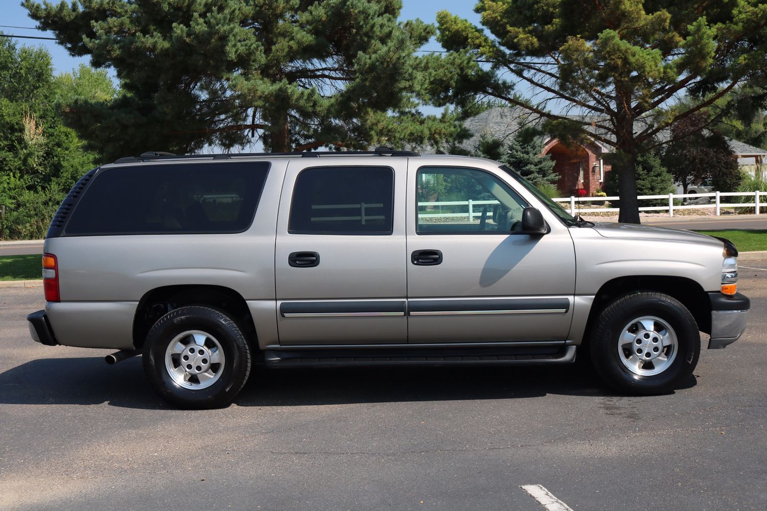 2003 Chevrolet Suburban Ls 1500 Victory Motors Of Colorado