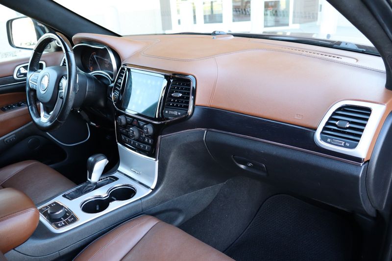 2020 Jeep Grand Cherokee Summit 4X4 | Victory Motors of Colorado