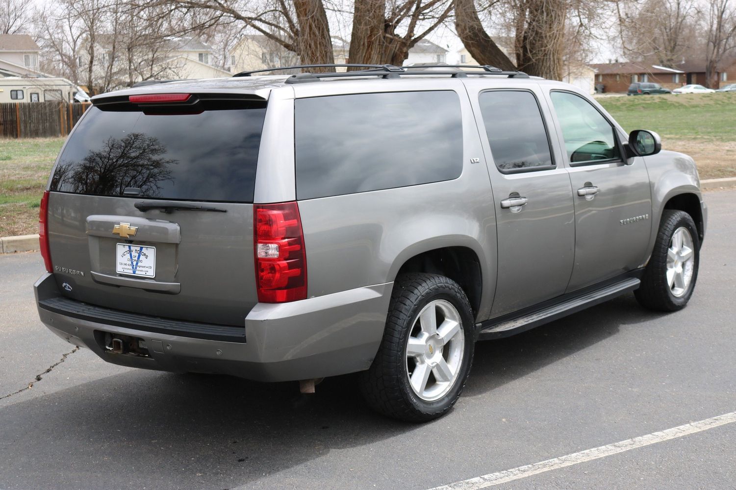 2007 Chevrolet Suburban LTZ 1500 Victory Motors of Colorado