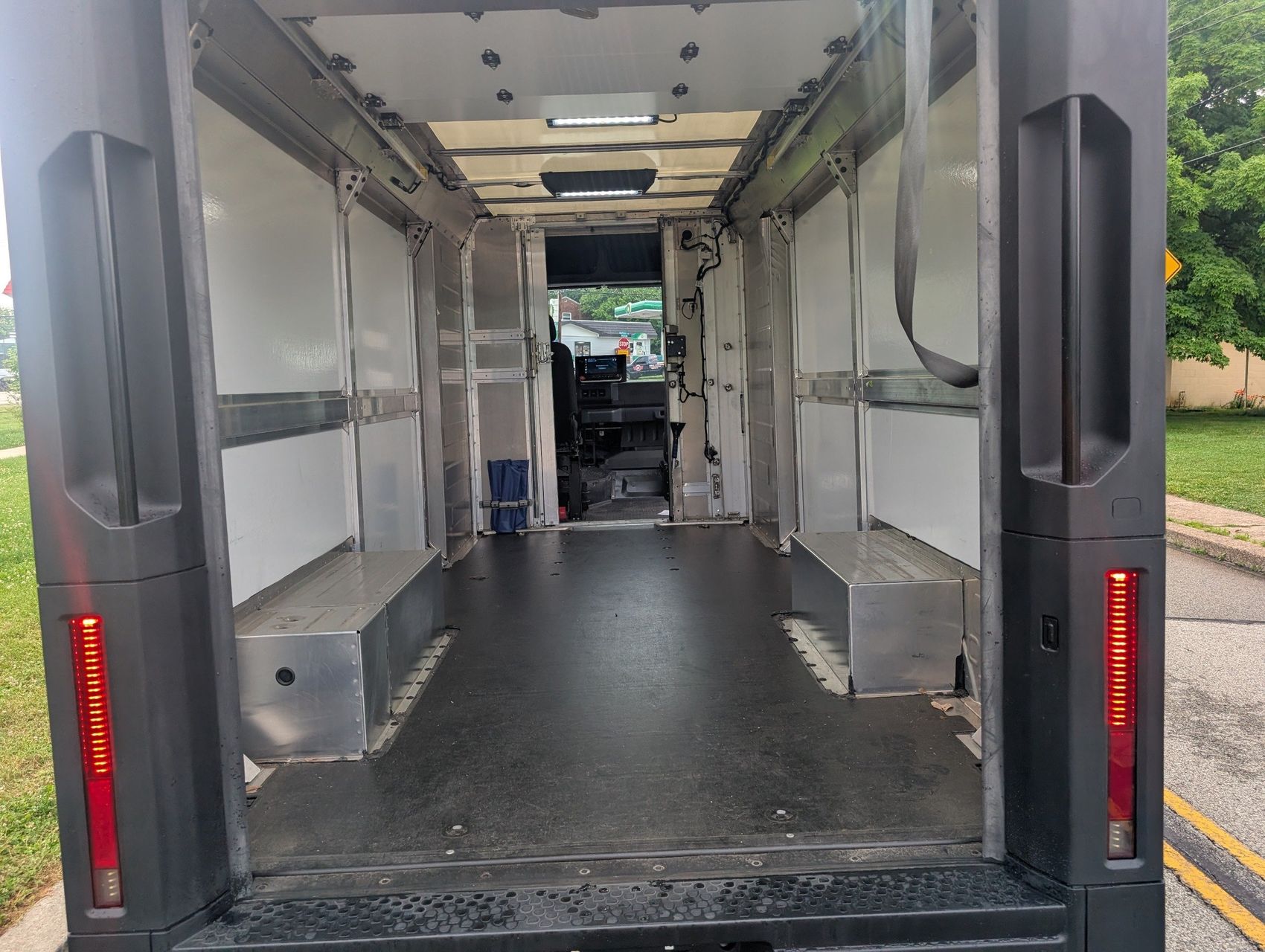 2024 BrightDrop Zevo 600 61