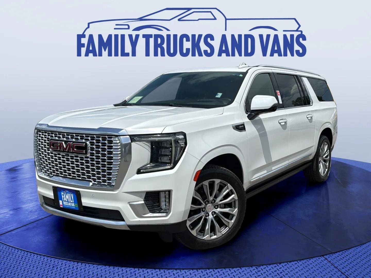 2021 GMC Yukon Denali AWD's photo