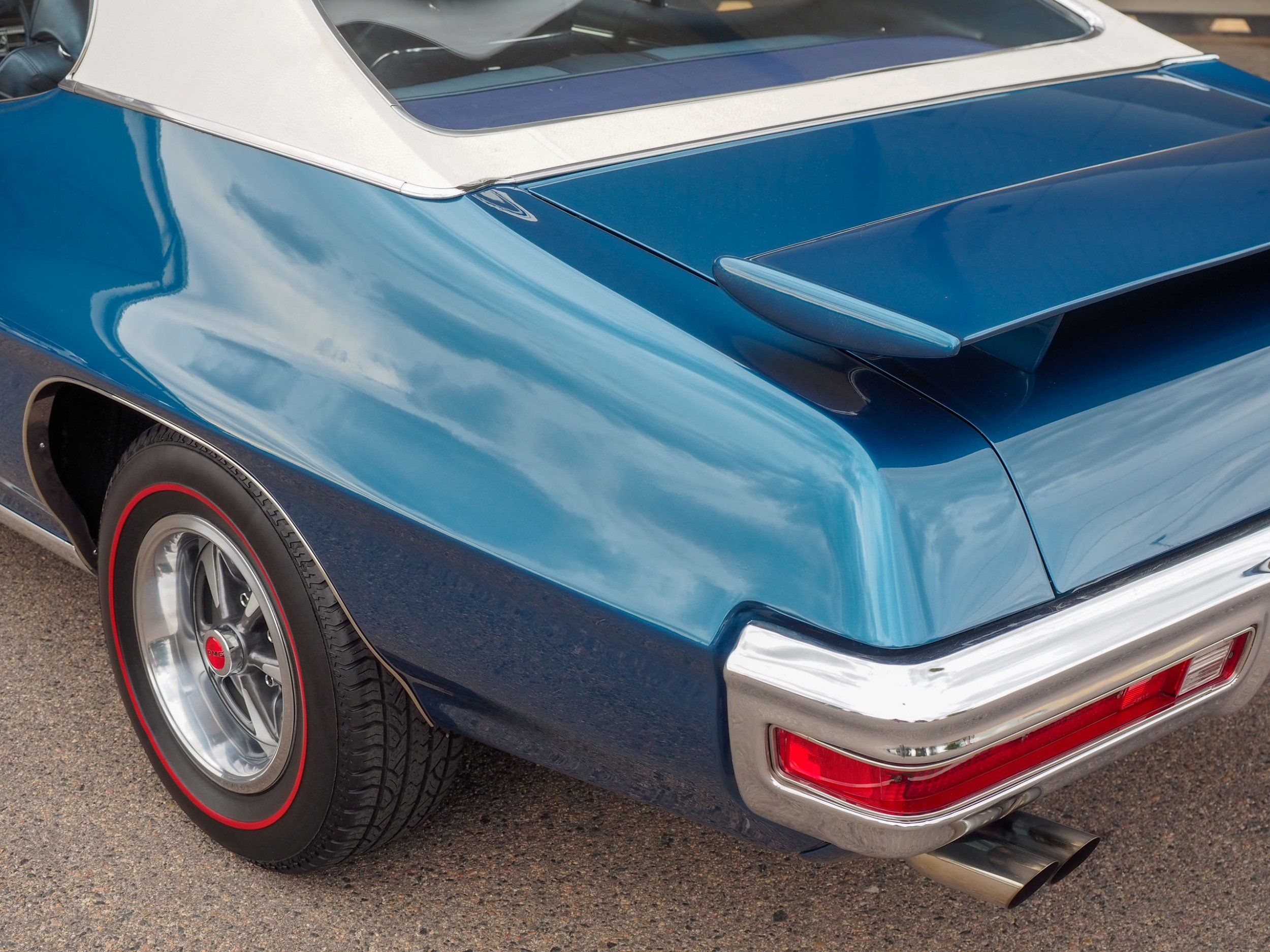1970 Pontiac GTO Blue 