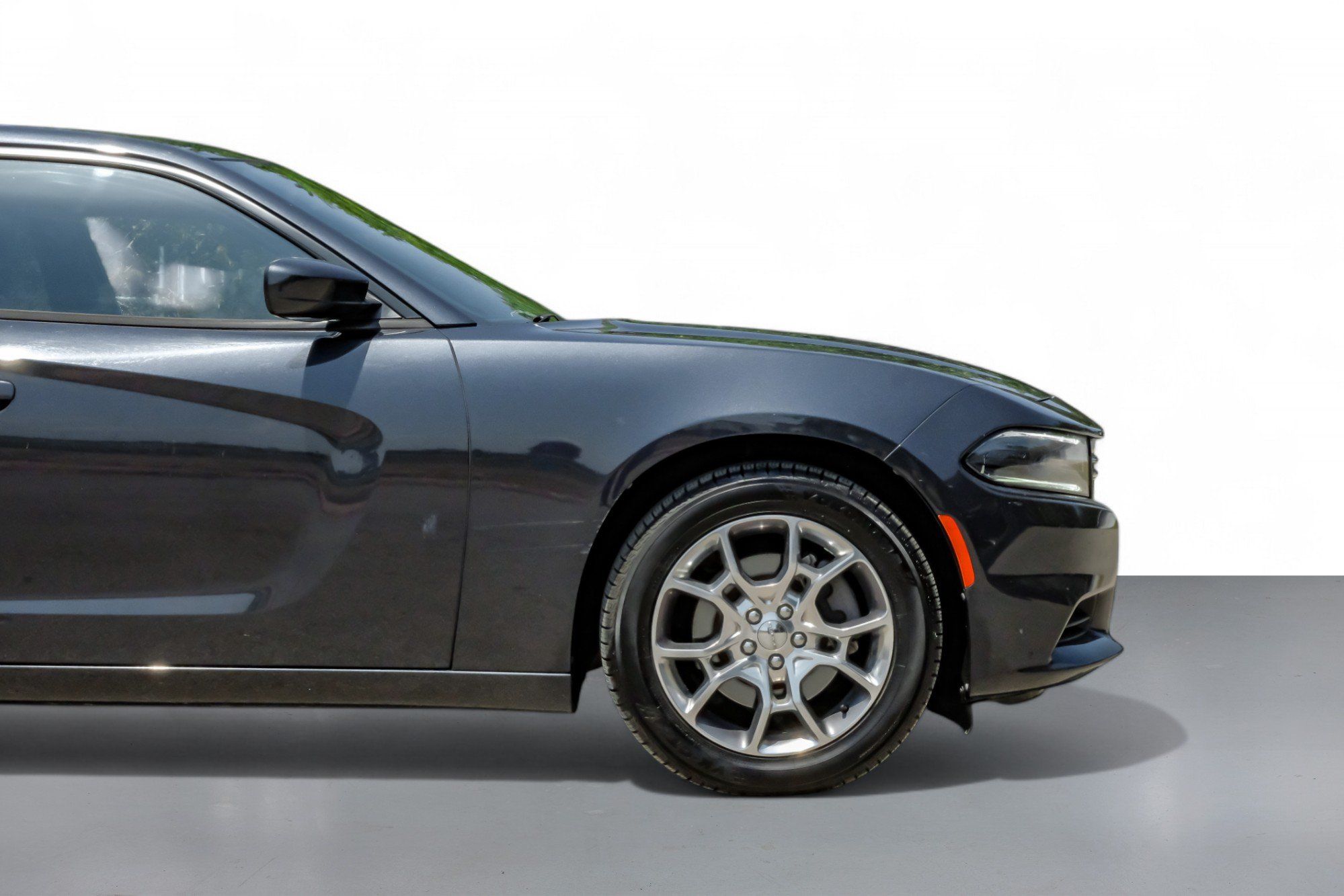 2016 Dodge Charger SXT photo 2