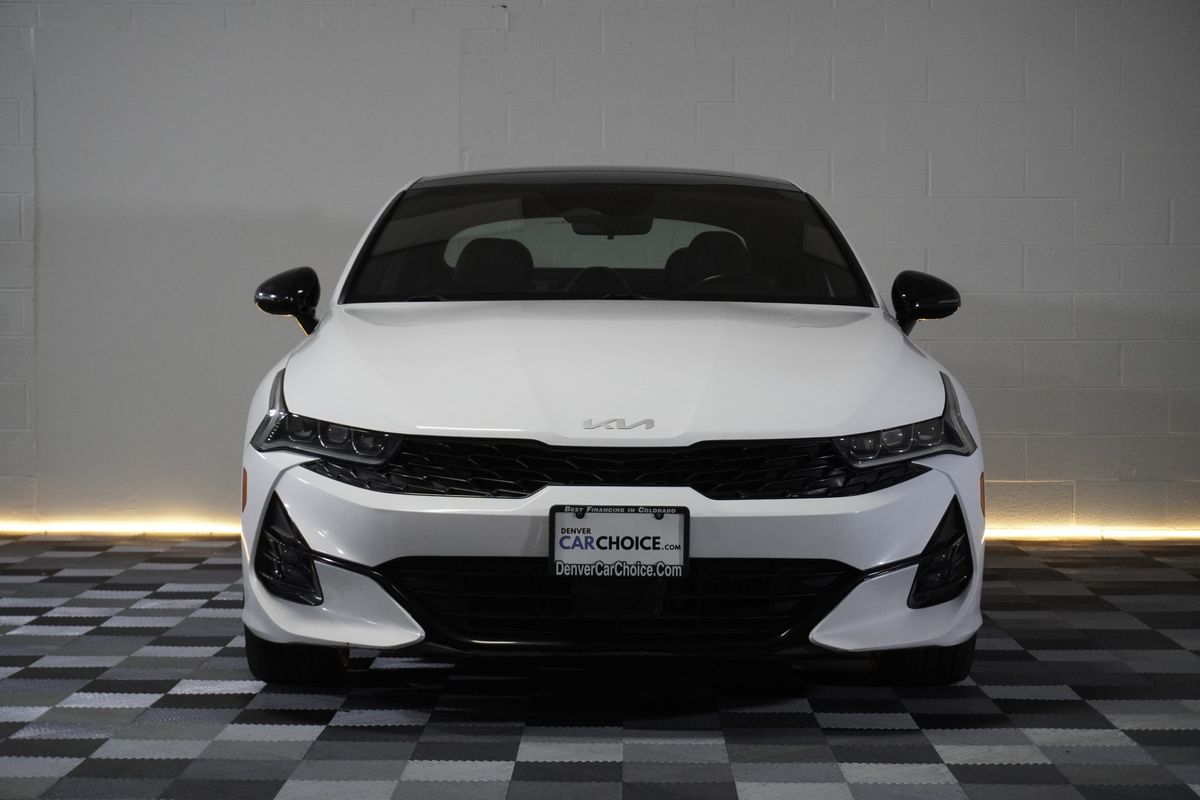 2022 Kia K5 GT-Line