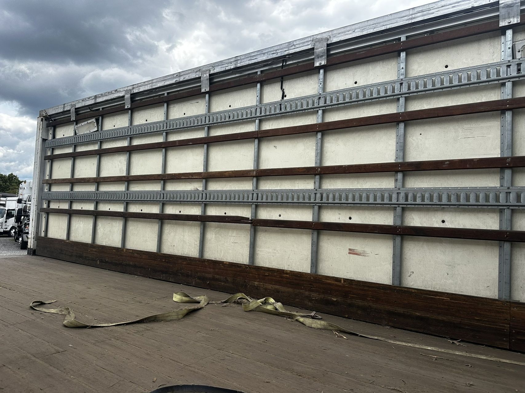 2016 Freightliner M2 106 45