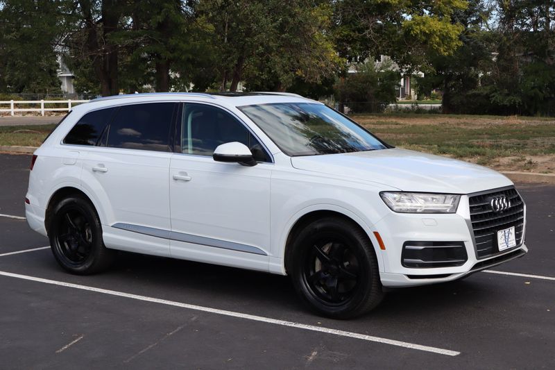 2019 Audi Q7 quattro Premium Plus 45 TFSI | Victory Motors of Colorado