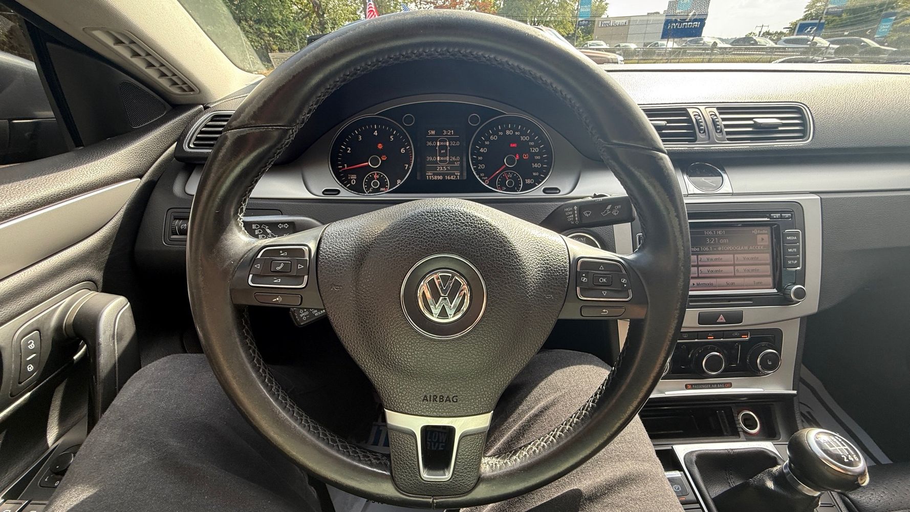 2012 Volkswagen CC Sport photo 8